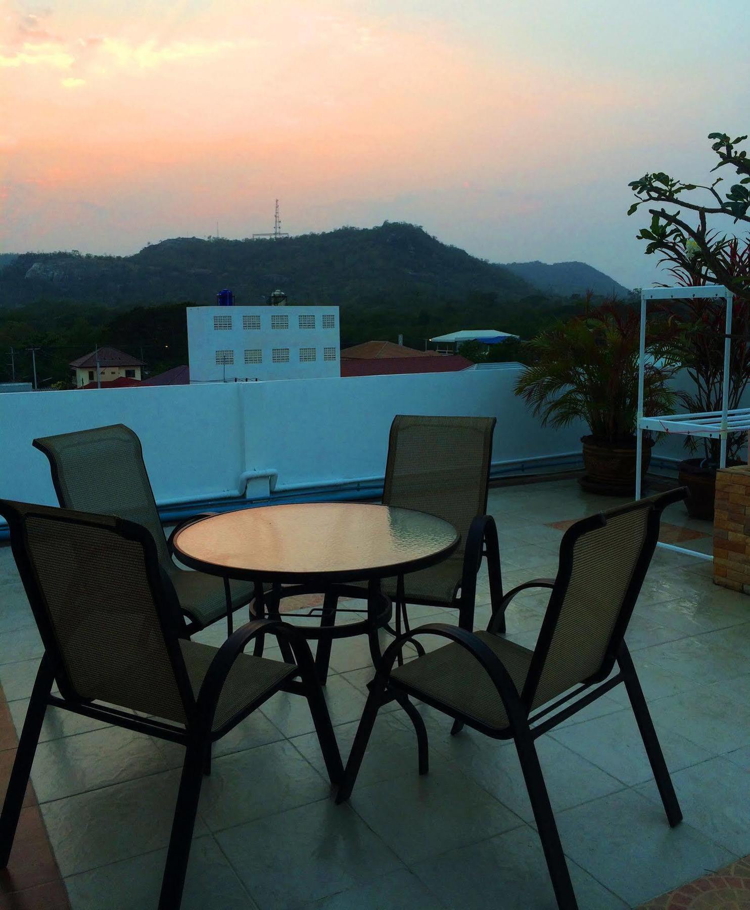 Baan Paan Hua Hin Hotel Екстериор снимка